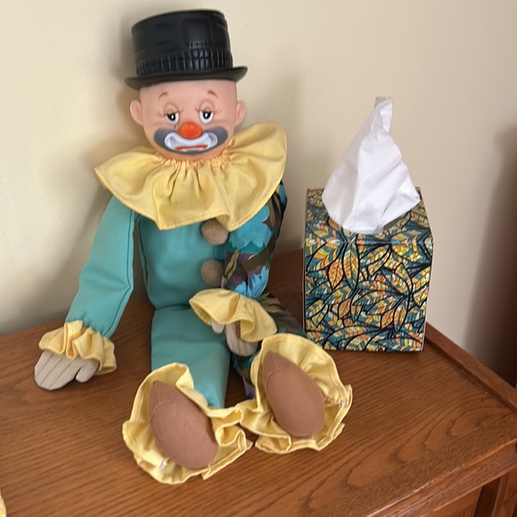 Halloween Clown - Picture 7 of 7